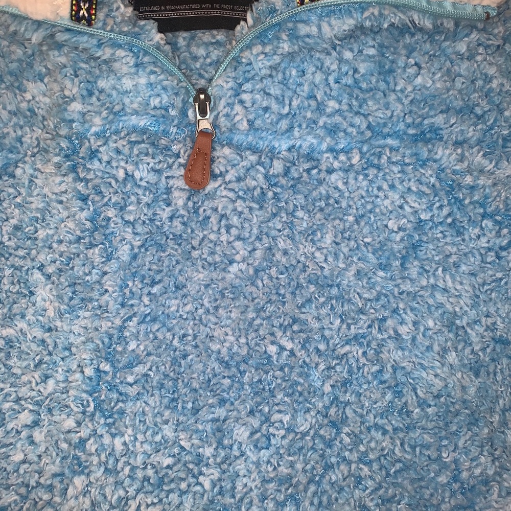 True grit pullover size small - Picture 3 of 3
